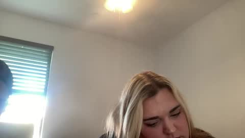 bigtitwhitegirl online show from 12/16/25, 07:52