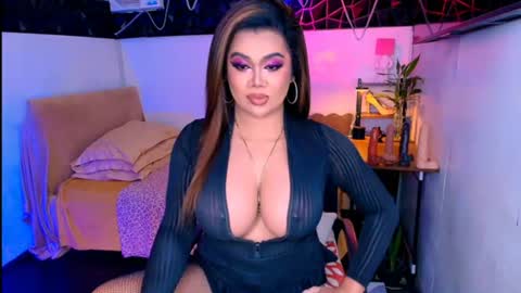 Snapshot of bigtraditionalts chatting on 06/18/26, 02:34 katy asianbigcockcumshowsmokeanal online show from 06/18/26, 02:34