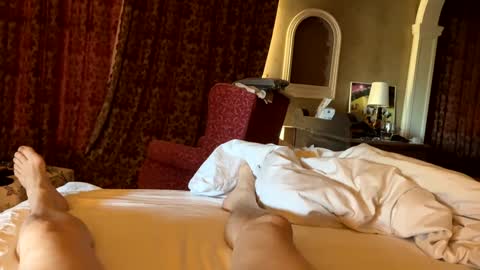 Snapshot of bigukphallus chatting on 12/03/24, 02:49 bigukphallus online show from 12/03/24, 02:49