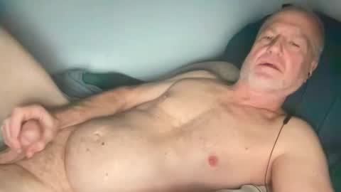 Bigwebone online show from 12/22/25, 04:53