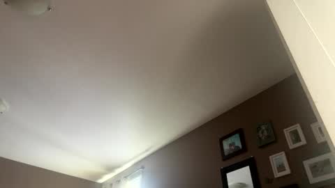 Snapshot of bigwheel999 chatting on 03/07/25, 09:38 bigwheel999 online show from 03/07/25, 09:38