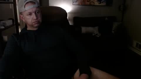 Snapshot of bigwheelz444 chatting on 03/31/26, 11:54 mygoosehonks online show from 03/31/26, 11:54