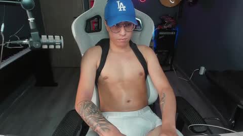 Snapshot of bigxboy96 chatting on 01/13/25, 12:19 bigxboy96 online show from 01/13/25, 12:19