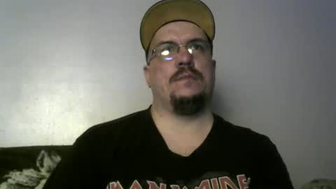 Snapshot of bigxcountry_39 chatting on 03/25/26, 01:44 bigxcountry_39 online show from 03/25/26, 01:44