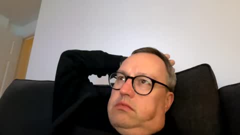 Snapshot of bihudddds chatting on 12/22/24, 05:10 Just call me master online show from 12/22/24, 05:10