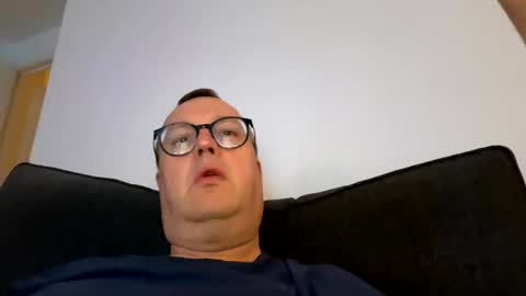 Snapshot of bihudddds chatting on 12/23/24, 09:40 Just call me master online show from 12/23/24, 09:40