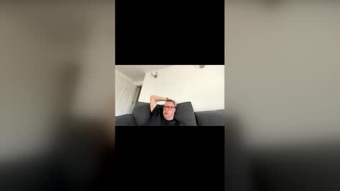 Snapshot of bihudddds chatting on 03/01/26, 08:38 Just call me master online show from 03/01/26, 08:38