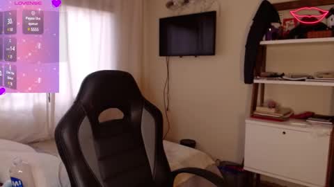 biigbooty_ online show from 12/19/24, 10:21