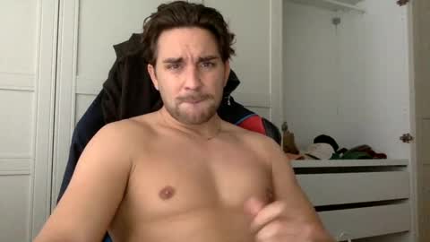 Snapshot of bikdig1 chatting on 12/30/24, 10:21 bikdig1 online show from 12/30/24, 10:21