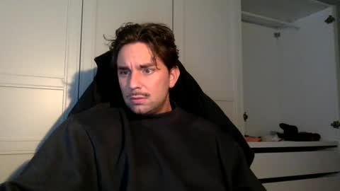 Snapshot of bikdig1 chatting on 01/08/25, 03:17 bikdig1 online show from 01/08/25, 03:17