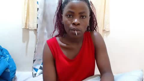 Snapshot of bilia_ebony chatting on 12/31/24, 08:48 Bilia online show from 12/31/24, 08:48
