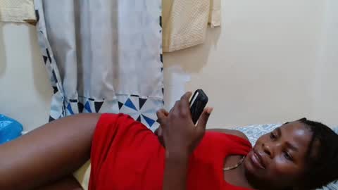 Snapshot of bilia_ebony chatting on 01/23/25, 02:39 Bilia online show from 01/23/25, 02:39