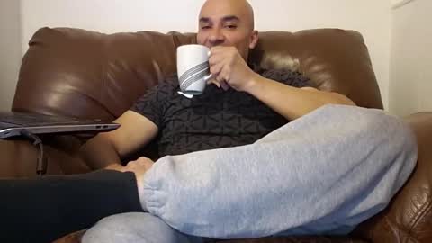 Bilie online show from 11/11/25, 12:54