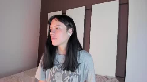 bilie__eilish online show from 06/12/26, 11:09