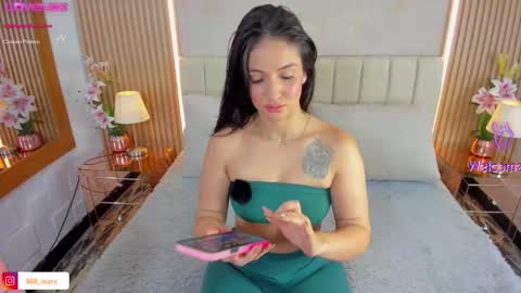 Snapshot of bilie_rouse1 chatting on 02/25/26, 01:48 Bilie online show from 02/25/26, 01:48