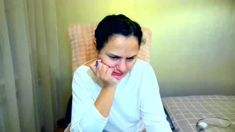 Snapshot of bililay chatting on 11/09/25, 09:35 DOM NIKA online show from 11/09/25, 09:35