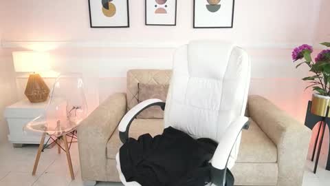 billiebrownn online show from 11/22/25, 07:13