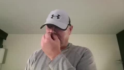 Snapshot of billjames55 chatting on 02/15/26, 11:01 billjames55 online show from 02/15/26, 11:01