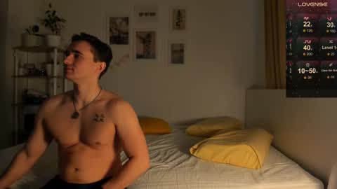 Snapshot of billy_full chatting on 02/24/25, 09:00 Billy and Lisahelp us to reach 100 likes online show from 02/24/25, 09:00