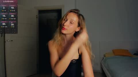 Snapshot of billy_full chatting on 09/25/25, 09:57 Billy and Lisahelp us to reach 100 likes online show from 09/25/25, 09:57