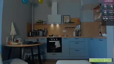 Snapshot of billy_full chatting on 12/23/25, 09:40 Billy and Lisahelp us to reach 100 likes online show from 12/23/25, 09:40