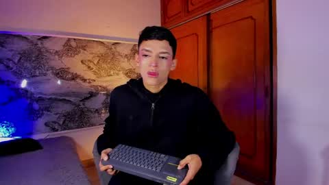 Sam online show from 04/28/26, 11:37