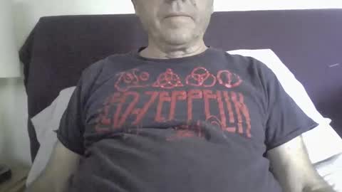 Snapshot of billydubs chatting on 10/16/25, 03:02 billydubs online show from 10/16/25, 03:02