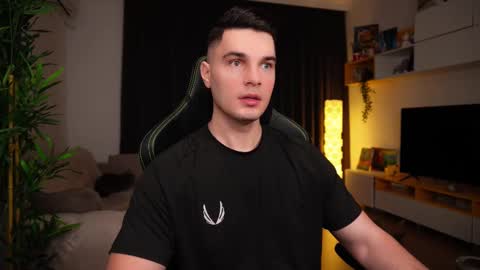 Snapshot of billypassion chatting on 02/12/25, 05:47 BillyPassion online show from 02/12/25, 05:47