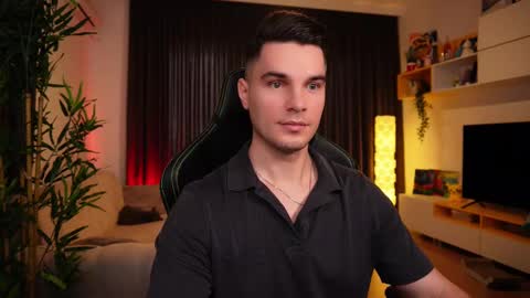 Snapshot of billypassion chatting on 02/16/25, 08:43 BillyPassion online show from 02/16/25, 08:43