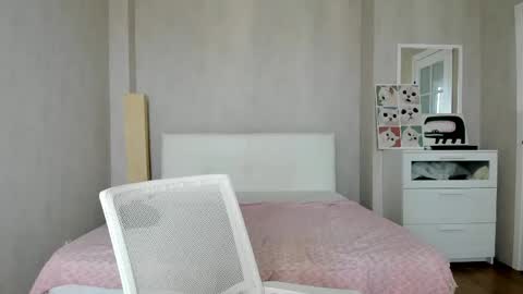 Snapshot of bina_mima chatting on 04/26/26, 01:58 bina_mima online show from 04/26/26, 01:58