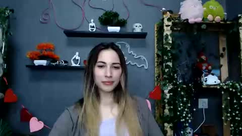 Snapshot of binalina chatting on 10/10/25, 01:10 binalina online show from 10/10/25, 01:10