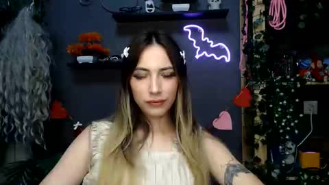 Snapshot of binalina chatting on 10/27/25, 09:46 binalina online show from 10/27/25, 09:46
