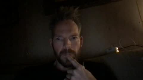 Snapshot of bingolingo33 chatting on 02/13/26, 10:39 bingolingo33 online show from 02/13/26, 10:39