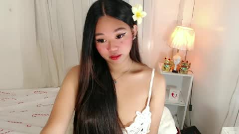 Snapshot of binnie_katchins chatting on 06/27/26, 02:16 binnie_katchins online show from 06/27/26, 02:16