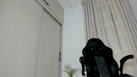 Biscuit oliva online show from 06/20/26, 01:19