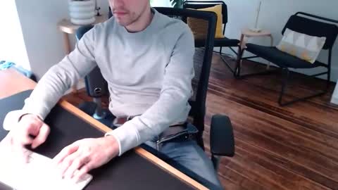 Snapshot of bisexy_man chatting on 01/13/26, 03:39 bisexy_man online show from 01/13/26, 03:39