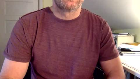 Snapshot of bisonbar chatting on 11/13/25, 05:12 BisonBar online show from 11/13/25, 05:12