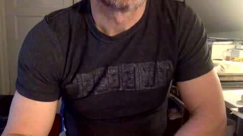 Snapshot of bisonbar chatting on 03/07/26, 08:17 BisonBar online show from 03/07/26, 08:17