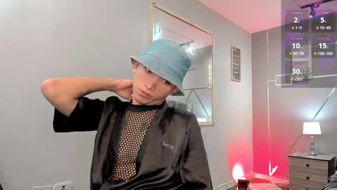  ..  .. online show from 03/04/25, 08:13