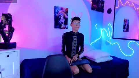  ..  .. online show from 09/15/25, 01:22