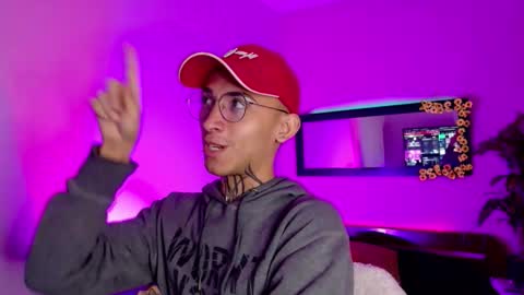  ..  .. online show from 11/11/25, 12:54