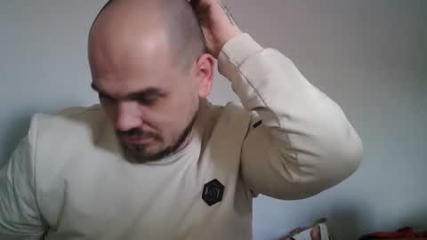 Snapshot of bixbax007 chatting on 04/07/26, 11:43 George Maria online show from 04/07/26, 11:43