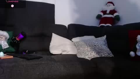 Jenn online show from 12/21/24, 04:19