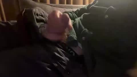 Snapshot of biznesstime69 chatting on 03/25/26, 11:22 biznesstime69 online show from 03/25/26, 11:22