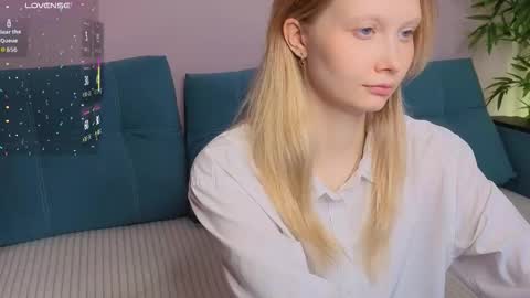 Julia online show from 10/27/25, 07:12