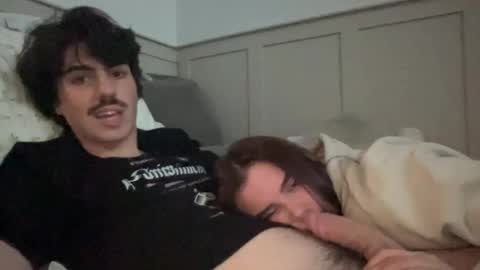 bkws985 online show from 11/18/25, 04:50