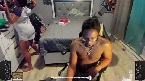 Plant Base Streamers From Pennsylvania online show from 12/20/24, 12:52