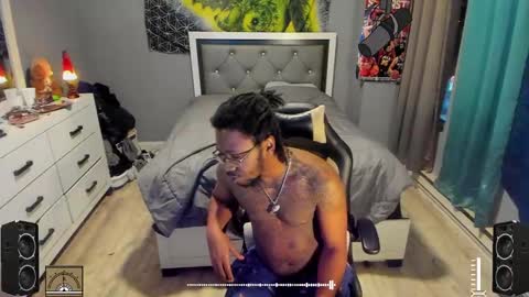 Plant Base Streamers From Pennsylvania online show from 01/11/25, 10:51