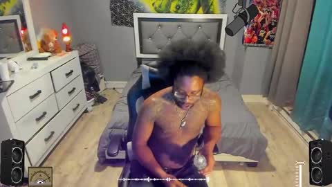 Plant Base Streamers From Pennsylvania online show from 02/05/25, 12:31