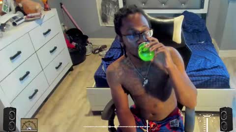 Plant Base Streamers From Pennsylvania online show from 09/09/25, 10:09